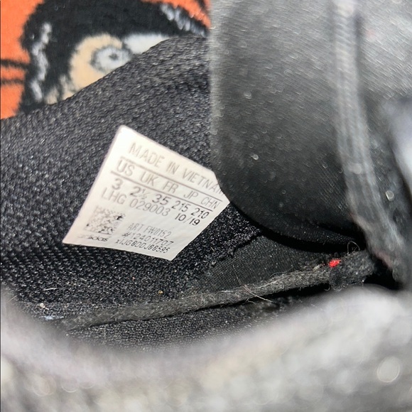 Adidas Black Sneakers - Picture 2 of 3